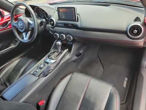 Used 2017 MAZDA MX-5 Miata RF Grand Touring RWD image 6