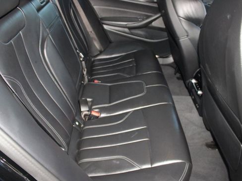 Certified 2023 BMW M5 image 34