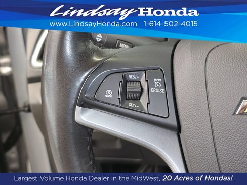 Used 2020 Chevrolet Trax LT w/ LT Convenience Package FWD image 16