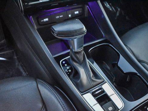 Used 2024 Hyundai Santa Cruz Limited image 17