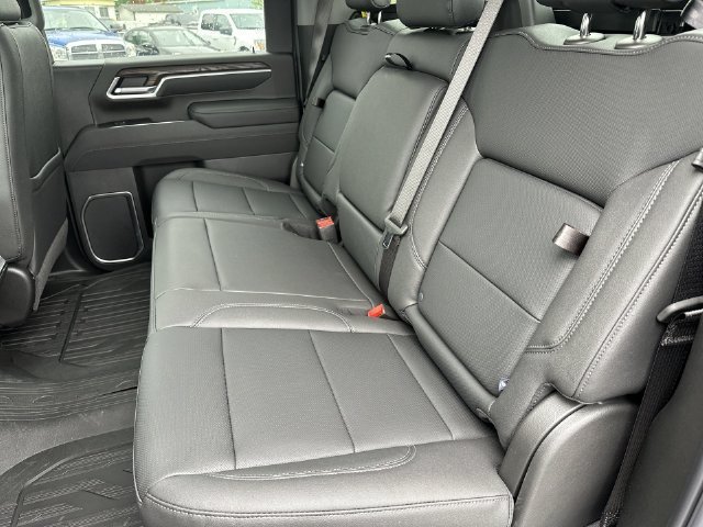 New 2026 GMC Sierra 2500 SLT w/ SLT Premium Package AWD/4WD image 27
