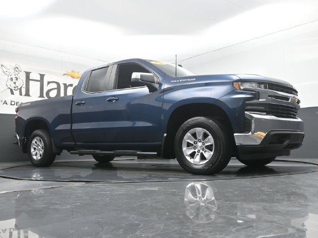 Used 2019 Chevrolet Silverado 1500 LT w/ All-Star Edition AWD/4WD image 2