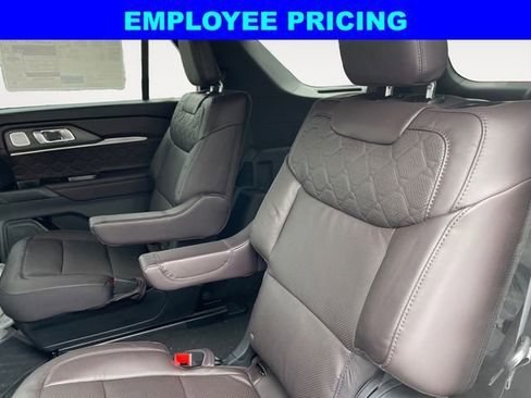 New 2026 Ford Explorer Platinum w/ LUX Leather Package AWD/4WD image 13