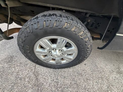 Used 2012 Ford F150 XLT w/ XLT Chrome Pkg image 19