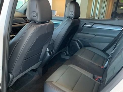 New 2026 GMC Terrain AT4 w/ Technology Package II AWD/4WD image 13