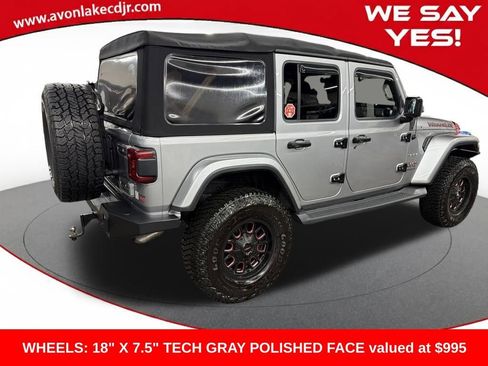 Used 2018 Jeep Wrangler Unlimited Sahara image 5