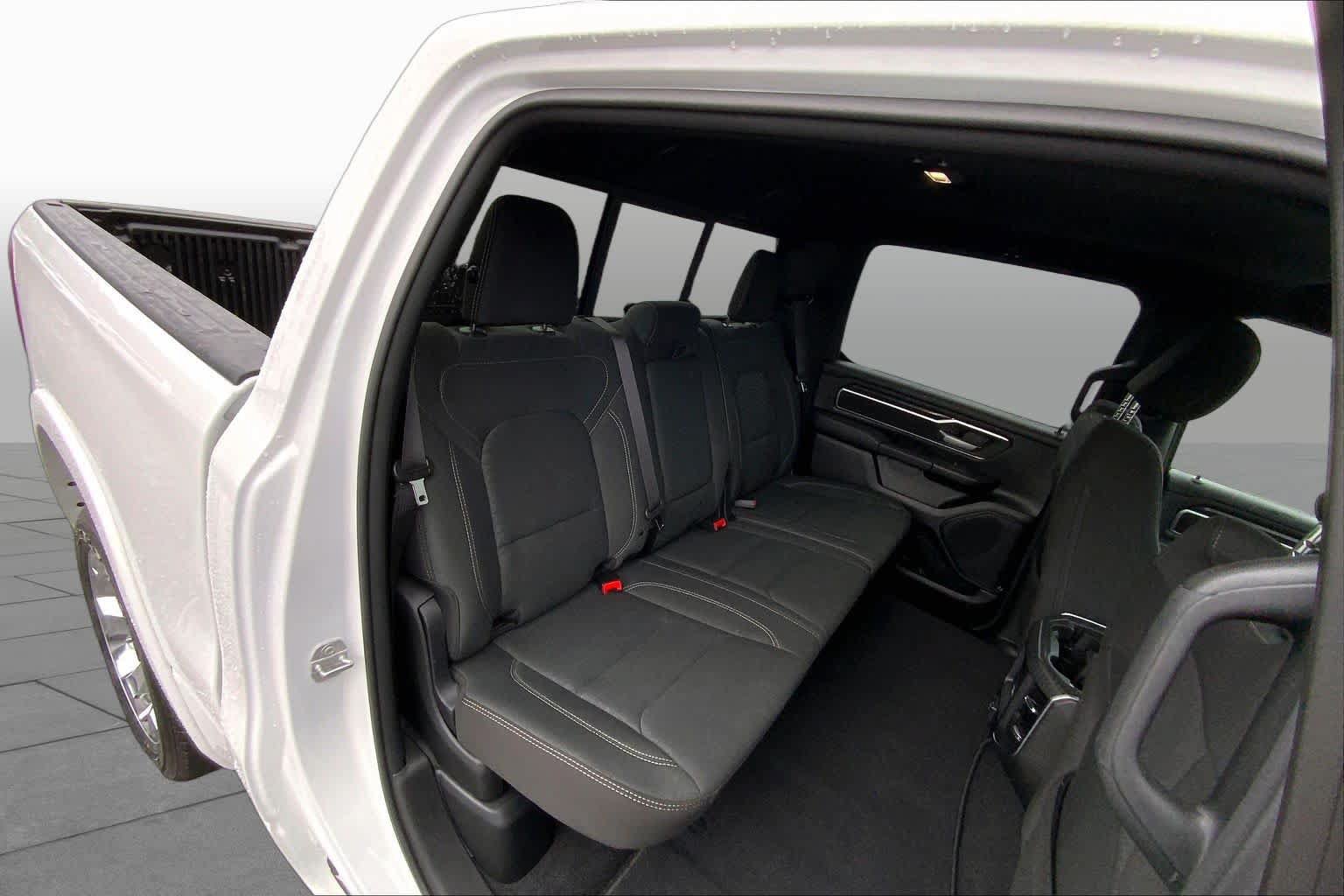 Used 2026 RAM 1500 Big Horn AWD/4WD image 17