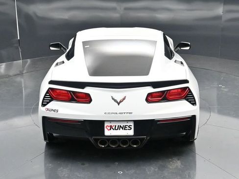 Used 2016 Chevrolet Corvette Stingray Coupe RWD image 46
