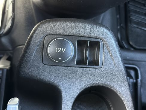 Used 2016 Ford Transit Connect XL FWD image 21