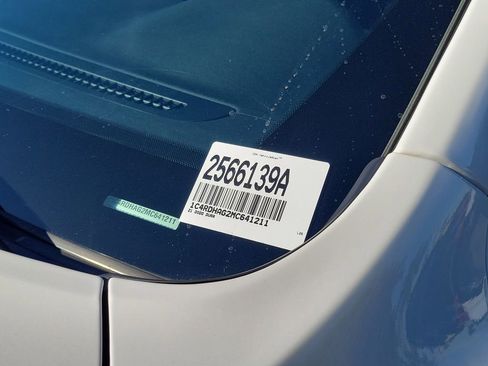 Certified 2021 Dodge Durango SXT image 26