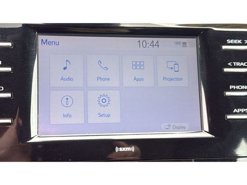 Used 2020 Toyota Camry SE FWD image 18