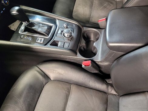 Used 2017 MAZDA CX-5 Touring w/ Preferred Equipment Package image 26