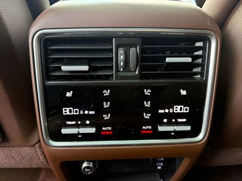 Used 2020 Porsche Cayenne S AWD/4WD image 14