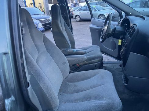 Used 2004 Dodge Grand Caravan SE w/ Popular Equipment Group FWD image 28