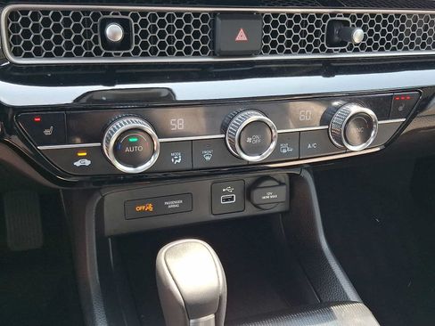 Certified 2024 Honda Civic EX-L image 16