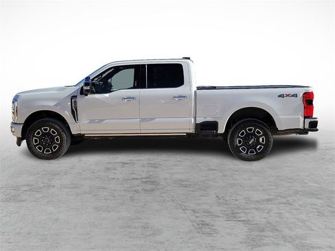 Used 2024 Ford F250 Platinum image 6