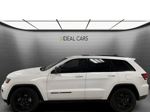 Used 2020 Jeep Grand Cherokee Laredo RWD image 8