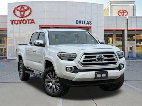 Used 2023 Toyota Tacoma Limited image 1