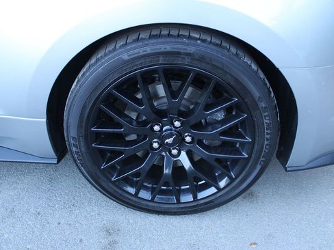 Used 2021 Ford Mustang GT Premium w/ GT Performance Package RWD image 17