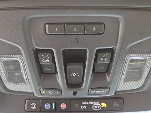 Used 2024 GMC Sierra 2500 Denali Ultimate AWD/4WD image 27