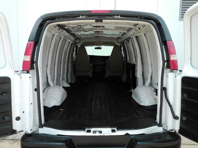 Used 2020 Chevrolet Express 2500 w/ Driver Convenience Package RWD image 10