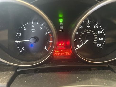 Used 2015 MAZDA MAZDA5 Sport image 10