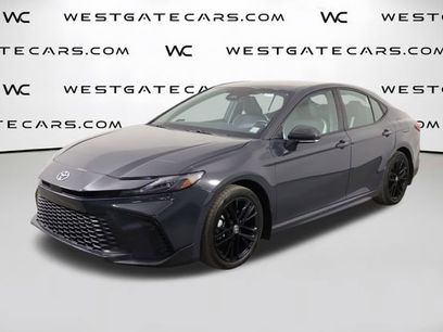 Used 2025 Toyota Camry SE w/ Convenience Package