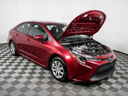 Used 2022 Toyota Corolla LE image 28