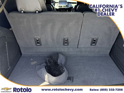 Used 2023 Chevrolet Tahoe Premier AWD/4WD image 13