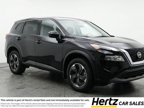 Used 2025 Nissan Rogue SV image 1