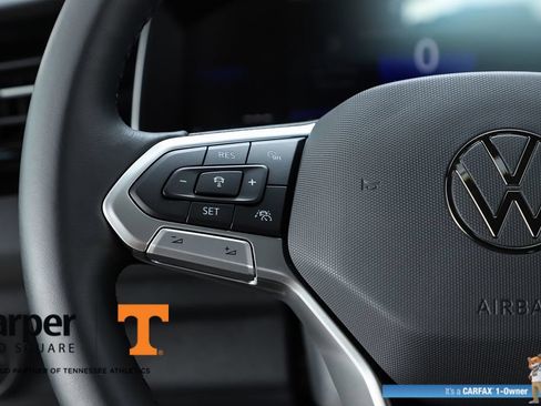 Used 2025 Volkswagen Jetta Sport FWD image 21