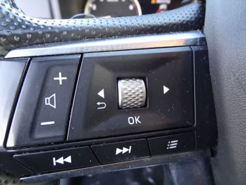 Used 2024 Mitsubishi Outlander SE AWD/4WD image 18