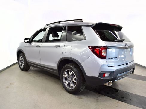 Used 2023 Honda Passport TrailSport image 5