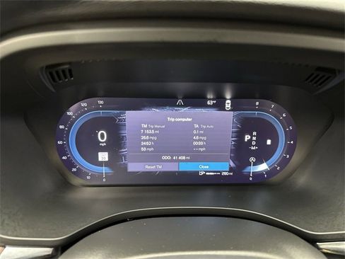 Certified 2023 Volvo XC60 B5 Plus w/ Climate Package image 15