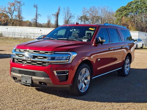 Used 2022 Ford Expedition Max King Ranch image 3
