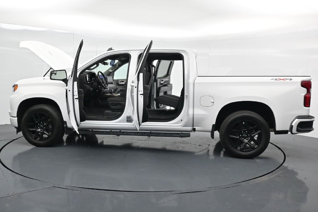 Used 2025 Chevrolet Silverado 1500 RST w/ LPO, Liner Protection Package AWD/4WD image 41
