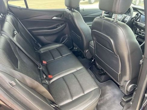 Used 2020 Buick Encore GX Essence w/ Experience Buick Package image 19