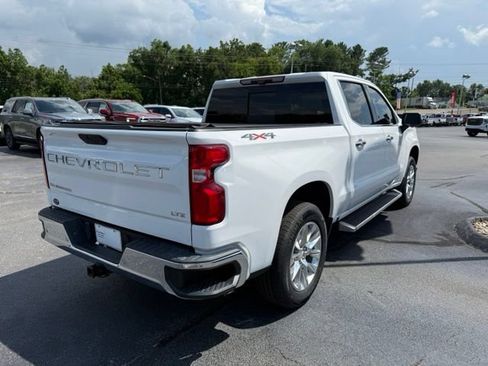 Used 2020 Chevrolet Silverado 1500 LTZ w/ LTZ Premium Package AWD/4WD image 4
