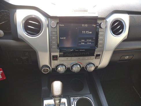 Used 2020 Toyota Tundra 4x4 CrewMax image 17