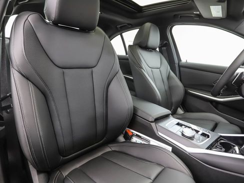 Used 2026 BMW 330i xDrive 330i xDrive w/ Convenience Package image 33