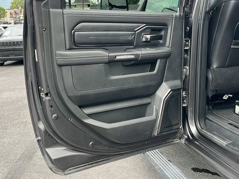 Used 2022 RAM 3500 Limited AWD/4WD image 20