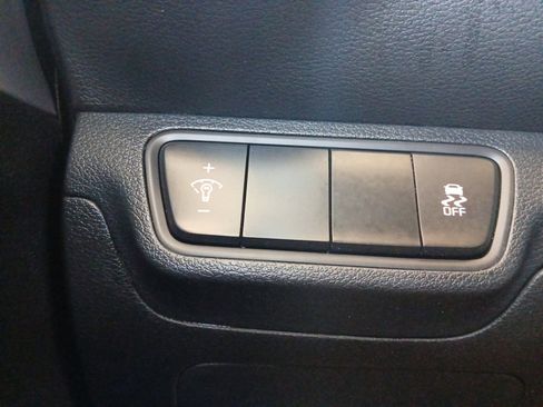 Used 2024 Kia Forte LX image 19