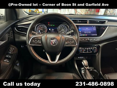 Used 2020 Buick Encore GX Essence w/ Advanced Technology Package AWD/4WD image 17