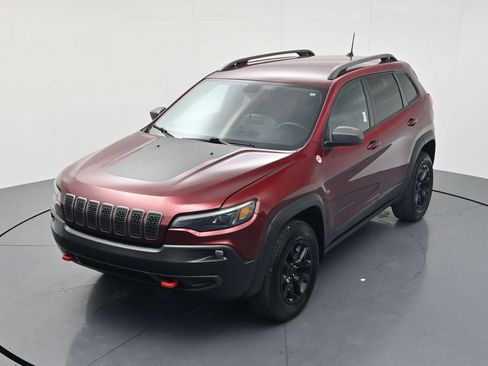 Used 2020 Jeep Cherokee Trailhawk w/ Comfort/Convenience Group AWD/4WD image 38