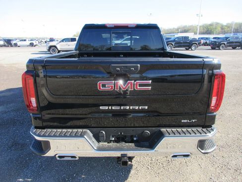 New 2026 GMC Sierra 1500 SLT w/ SLT Convenience Package image 6
