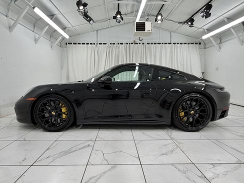 Certified 2023 Porsche 911 Carrera GTS RWD image 2