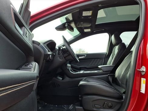 Used 2024 Ford Edge ST w/ Equipment Group 401A image 16