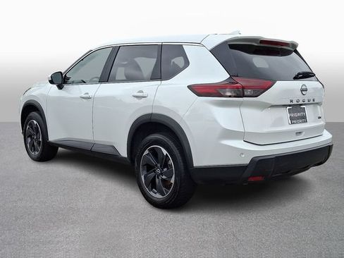 Used 2024 Nissan Rogue SV FWD image 6
