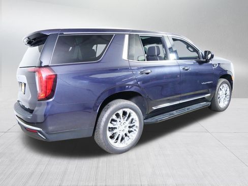 Certified 2023 GMC Yukon SLT AWD/4WD image 7