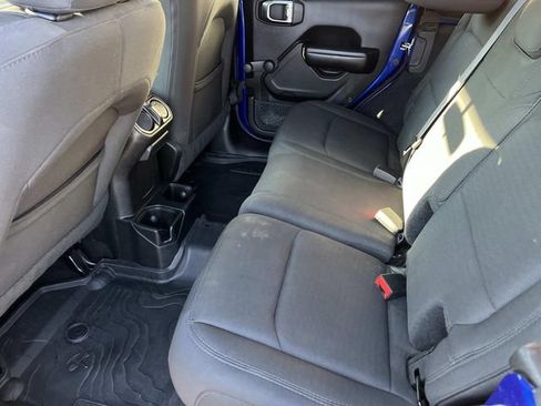 Used 2019 Jeep Wrangler Unlimited Sport AWD/4WD image 18
